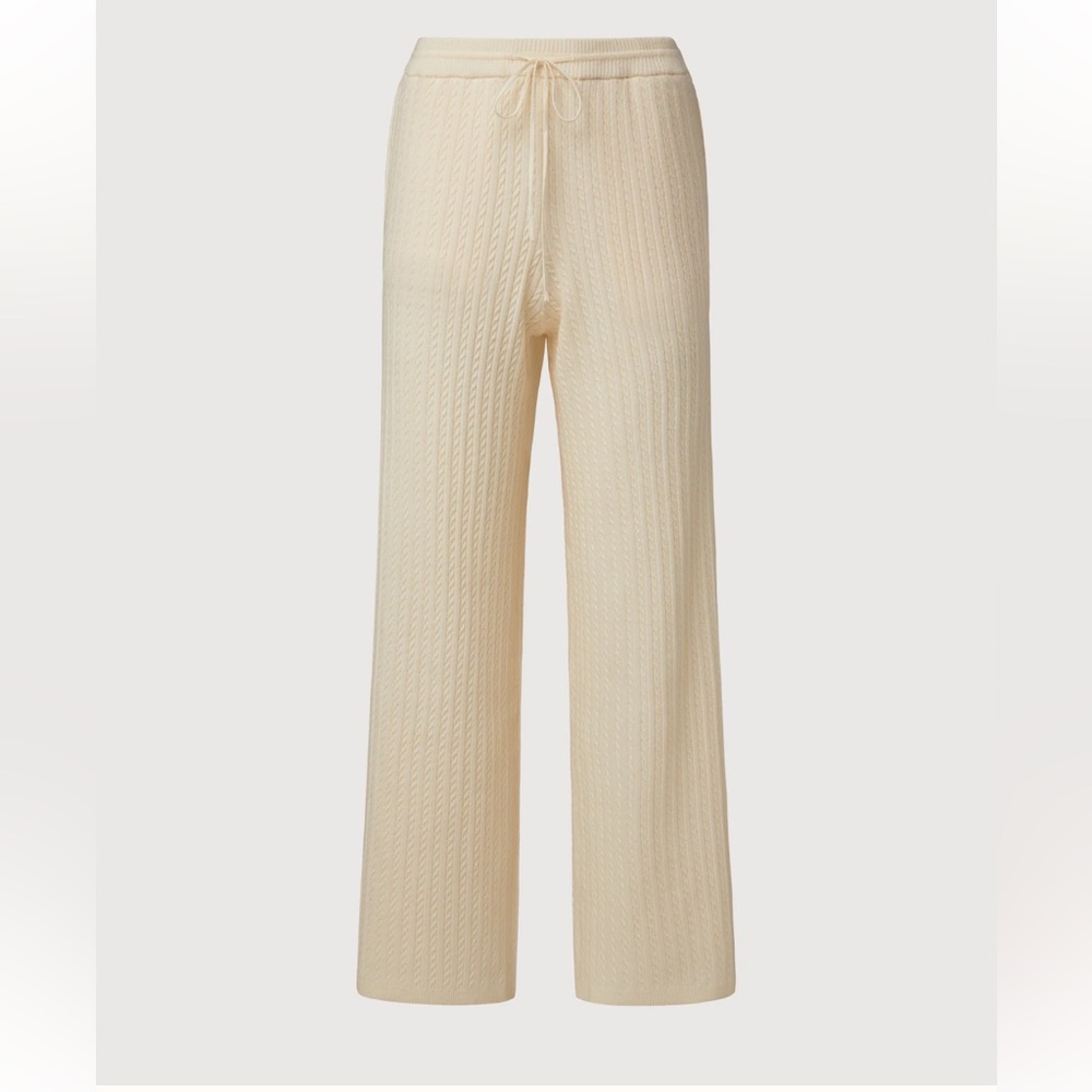 Rachel Parcell’s- New Cable Knit ultra soft pants